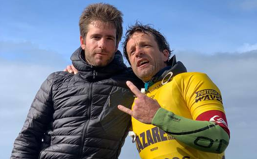 Axi Muniain: "Harro sentiarazten nau munduko surflari onenen pare aritzeak"