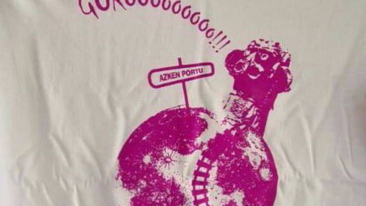 Bihartik aurrera erosi ahal izango da Azken Portuko jaietako kamiseta