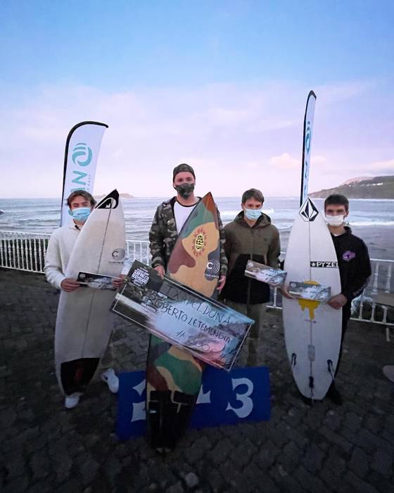 Roberto Letemendia nagusi Mundakako surf proban