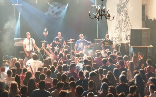 The Bobby's taldearen dokumentala eta kontzertua izango dira zapatuan Gaztetxean