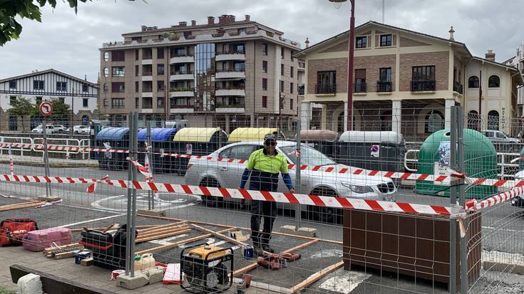 Zuloaga plazako edukiontzi eremua egokituko du udalak
