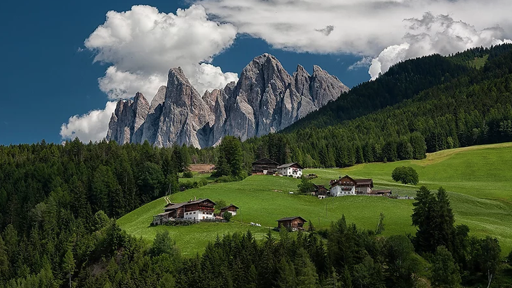 Maite Etxabek irabazi du Distiraren azaroko lehiaketa