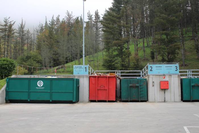 Garbigunea itxita dagoen bitartean, herritarrek Azpeitikora eraman beharko dituzte hondakinak