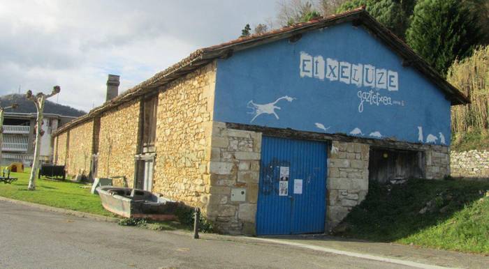 Etxeluze gaztetxearen urteurrena ospatuko dute bihar