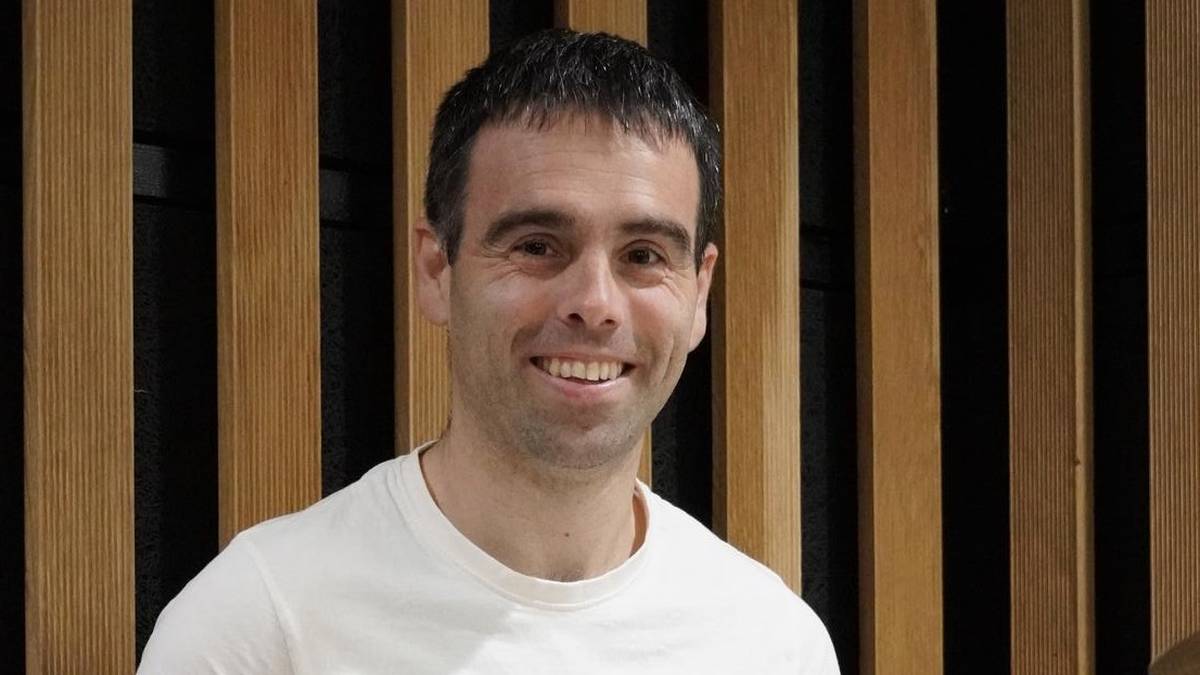 Ion Larrañaga: "Batik bat, askatasuna da niretzat musika"