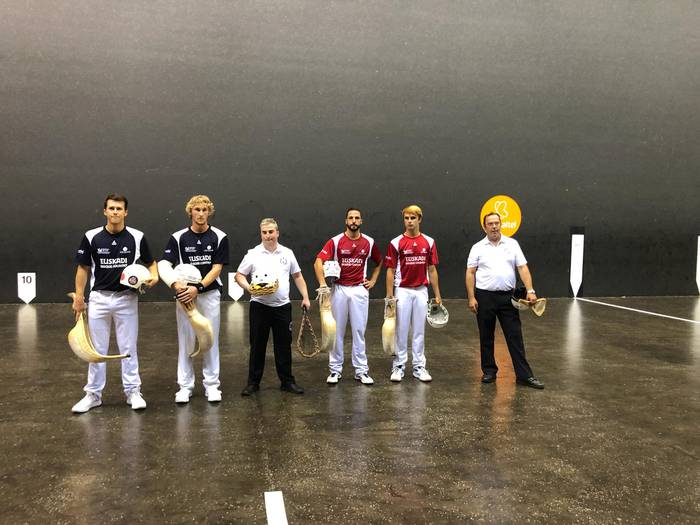Cosme Agirrek Goikoetxearen aurka jokatuko du Zumaia Jai Alai txapelketako finalaurrekoa