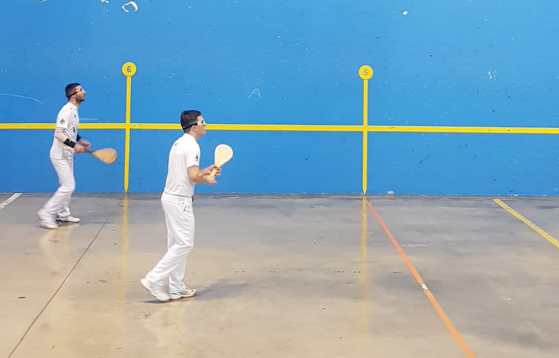 Aiako frontoian jokatuko da igandean Herriarteko partida