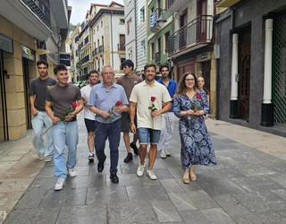 "EAJ eta EH Bildu gizarte zatituago bat bilatzen" ari direla kritikatu du Asensiok gaur Zarautzen