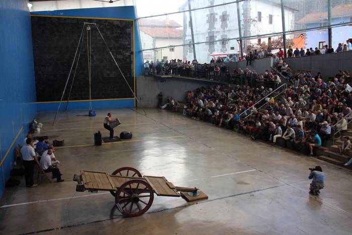 Festen azken txanpan, Aian