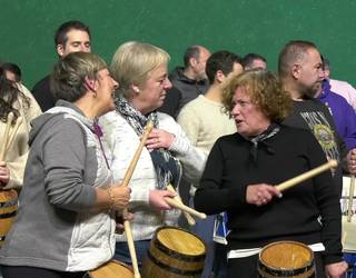 Zapatuko danborradarako ia dena prest dute azkoitiarrek