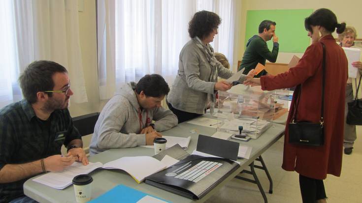 Itxi dituzte hautetsontziak