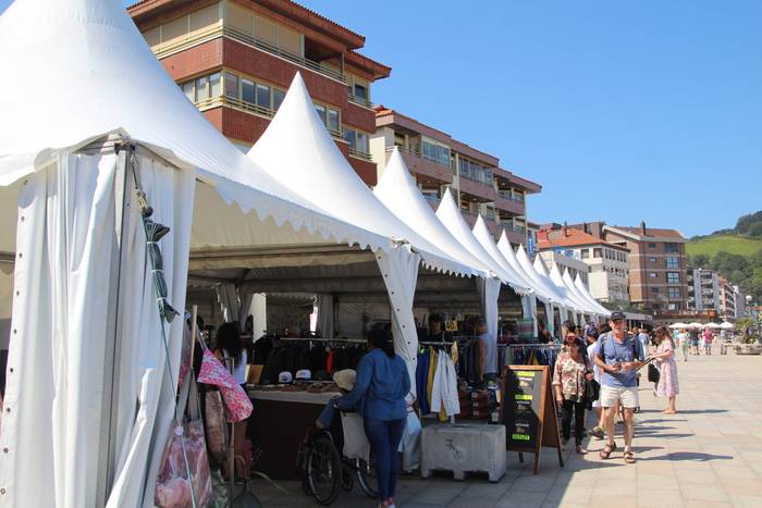 22 saltokik parte hartuko dute Outlet Azokan