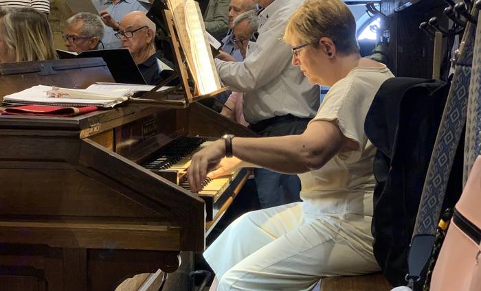 Altxorrak erakusten, musikaren bidez