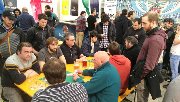 32 bikotek hartu dute parte Garagardo Azokako mus txapelketan