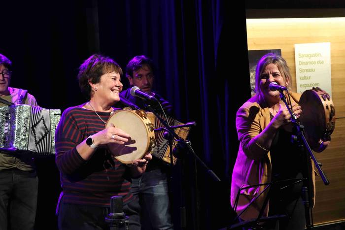 Erromeria: trikitilariak