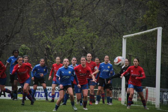 Puntu bakarra, bi taldeen artean