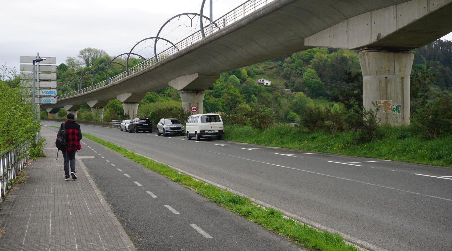 Aiako Udalak 40 aparkaleku berri sortu ditu Arratolan, Arraunetxera bidean