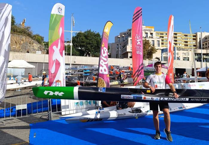 Munduko Ocean Canoe Racing txapelketan arituko dira Itxas Gaineko lau lagun