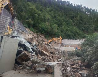 Txandakako zirkulazioa ezarrita, zabalik da Azkoitia eta Urretxu arteko errepidea