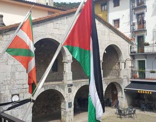 Palestinako bandera Zestoako udaletxean, Nakba egunean