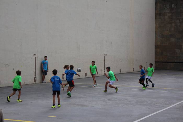 Asteartea baino lehen eman beharko da izena Getariako VI. Futbito Txiki Txapelketan