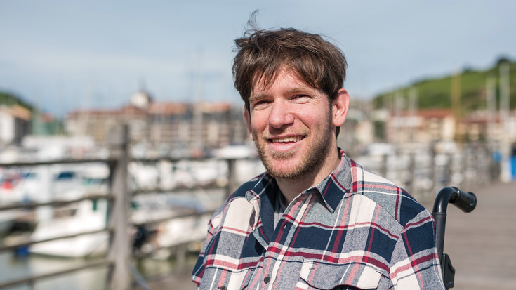 Telmo Iruretak Besarkada saria eskuratu du 'Sexberdinak' antzezlanarengatik