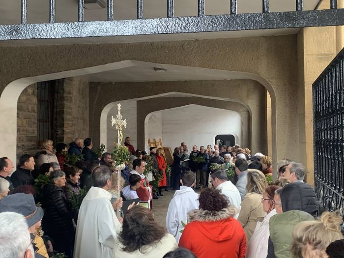 Erramuen bedeinkazioarekin hasi dituzte Aste Santuko ospakizunak