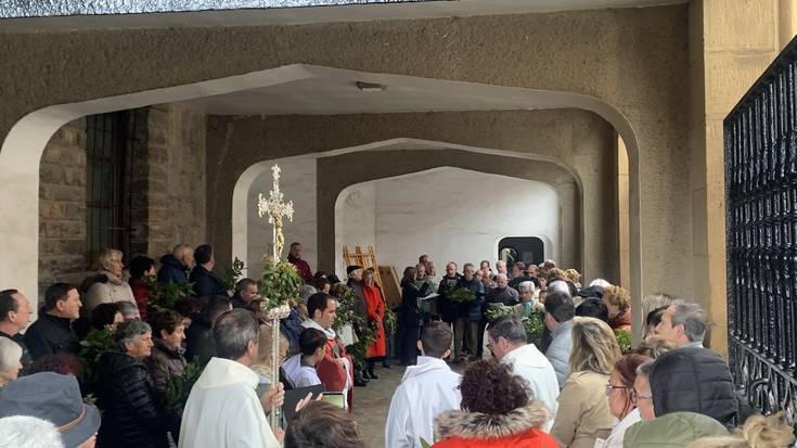 Erramuen bedeinkazioarekin hasi dituzte Aste Santuko ospakizunak