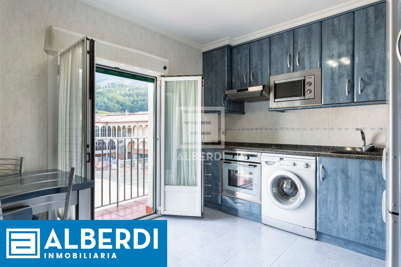 Alberdi Inmobiliaria: egoera onean dagoen etxebizitza Inazio Iriarte kalean