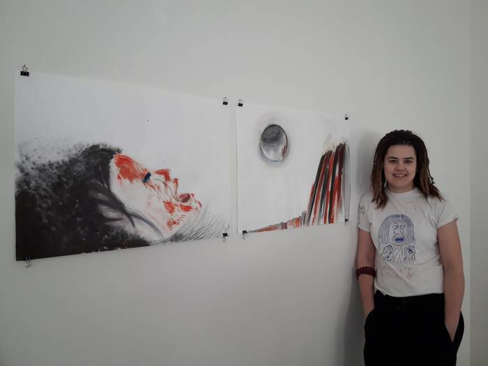 Artista baten atzera begirakoa