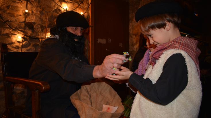 Olentzeroren panpinak egiten ikasteko aukera izango dute hiru urtetik gorako haurrek