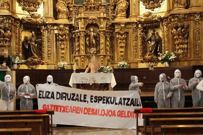 Abogados Cristianos fundazioak salaketa jarri du Zestoako Gazte Asanbladaren aurka