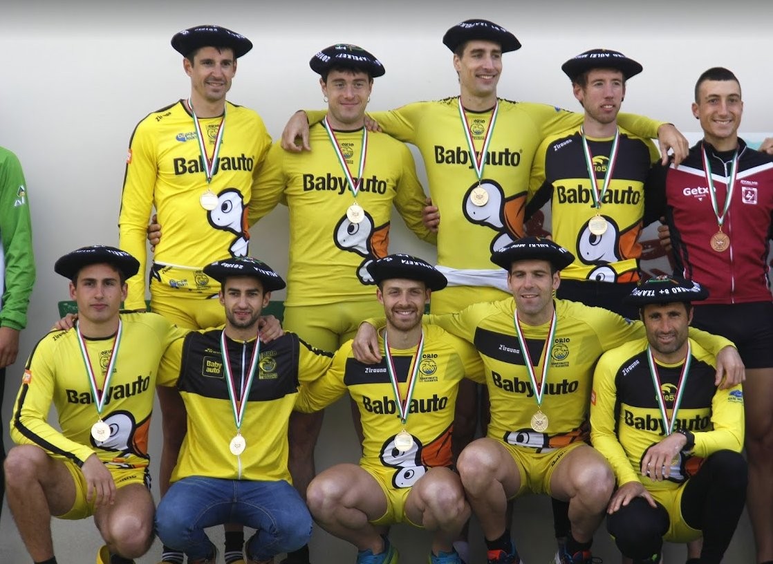 Urrezko domina Oriorentzat aulki mugikorreko Euskadiko 8+ Arraun Txapelketan