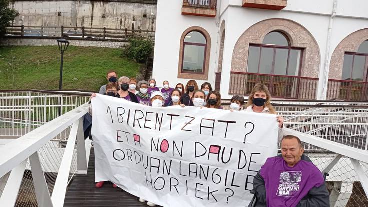 Ratio duinak aldarrikatu dituzte San Juan egoitzako langileek