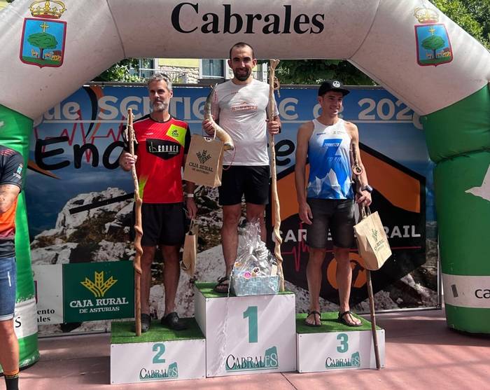 Carreña Trail mendi lasterketa irabazi du Asier Ostolazak