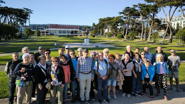 Giro zoragarria izan dute Beheko Plazako bazkideek Portugalen