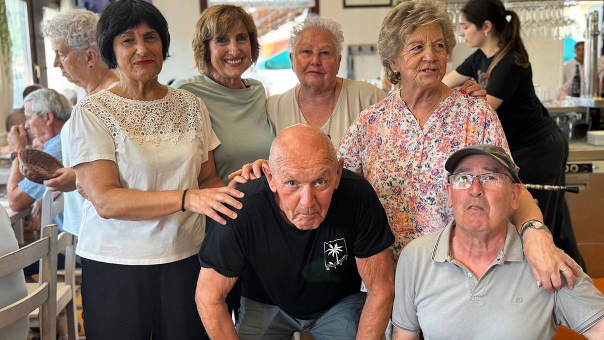 Sabela ardo eta haragi egosiz beteta, sanpedroei ekiteko prest