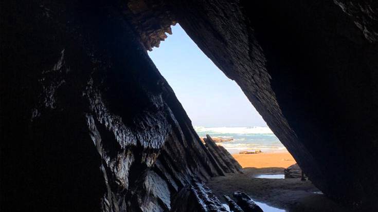 Algorriko iridio kapa proposamen artistiko baterako gai bihurtu dute Nafarroan