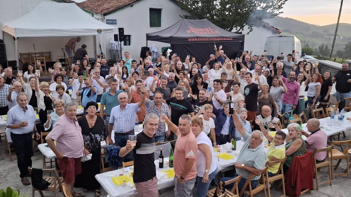 Datorren asteburuan ospatuko dituzte Aizarnazabalgo Saiatz auzoan sankristobalak