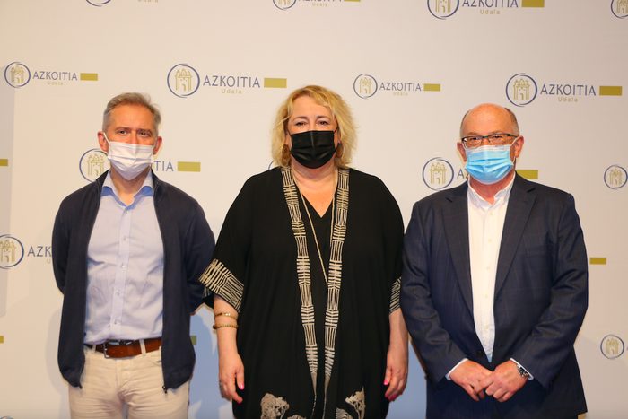Azkoitia eta Urretxu arteko errepidean aurreratzeko erreiak eraikitzeko lanak hasi dituzte