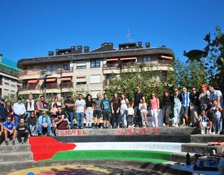 Bigarren bilera egingo du bihar Palestinaren aldeko gazte komiteak