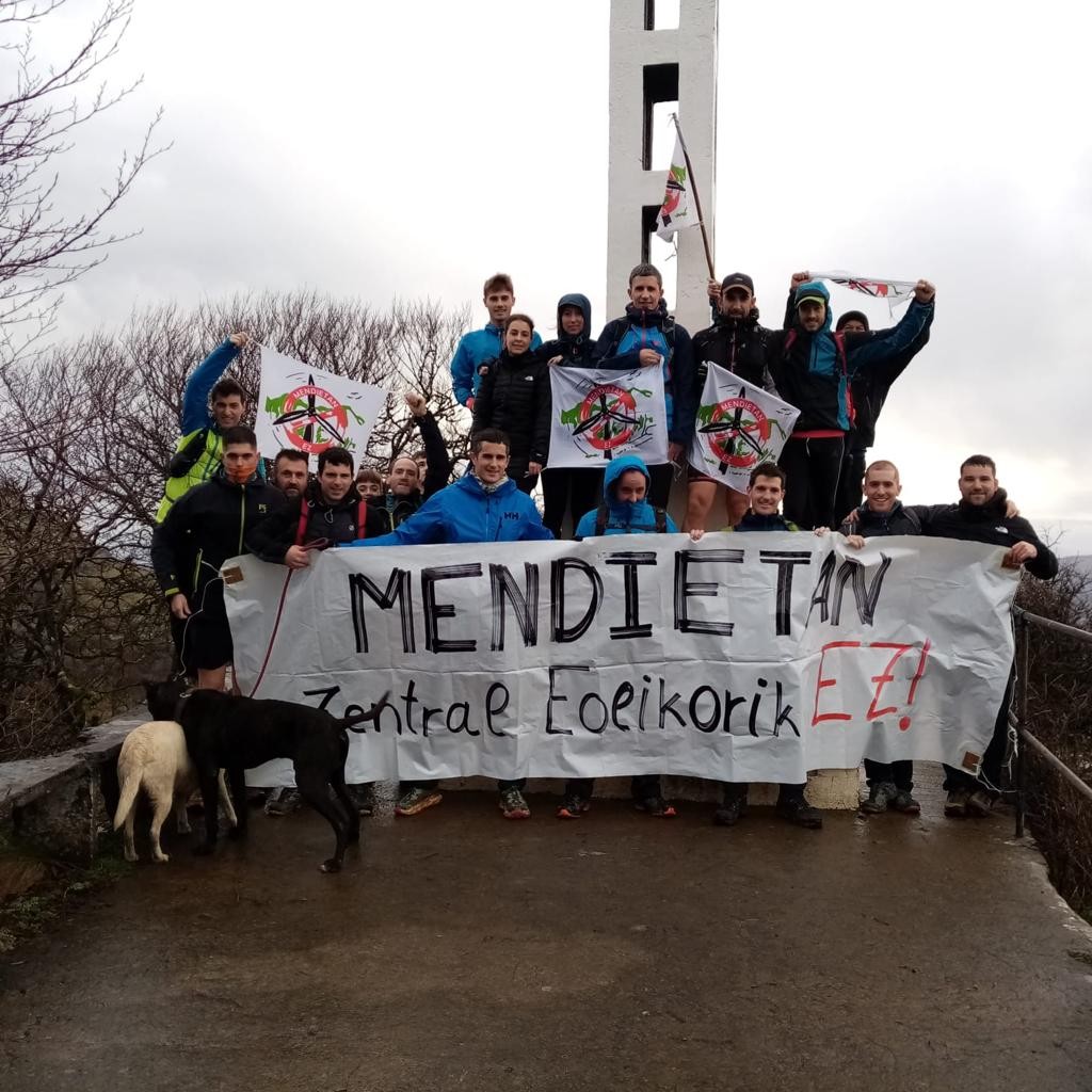 Gure Txokuk Ezautzen egitasmoaren barruan lehen irteera egin du Anaitasuna mendi bazkunak