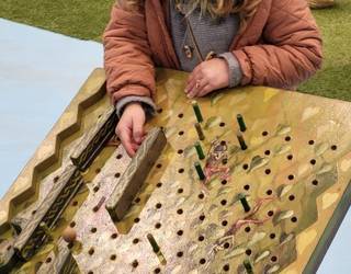 Mari eta Montessori egurrezko jolasen parkea izango da bihar, Elkargunean