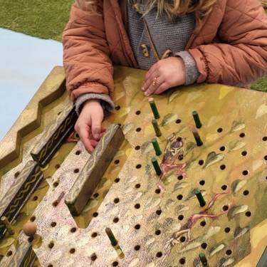 Mari eta Montessori egurrezko jolasen parkea