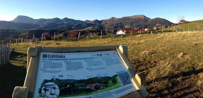 Begiratokien ibilbidea prestatu du Geoparkeak