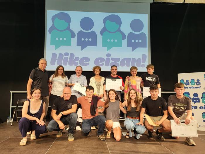 Zabaldu dute V. Hike eizan! bertsopaper lehiaketan lanak aurkezteko epea