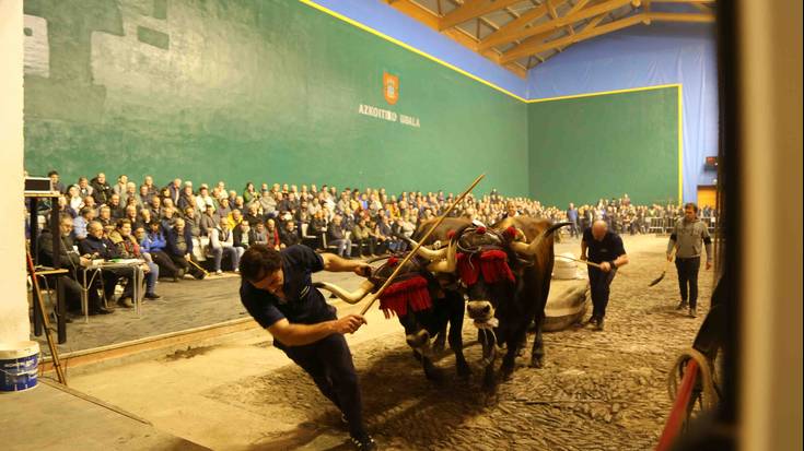 Lau uztarri nor baino nor gehiago zapatuan, kintopekoen Udaberri Idi Dema Sarian