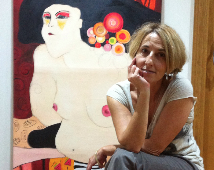 Eva Azkue: "Emakumea dago beti nire lanen erdigunean"