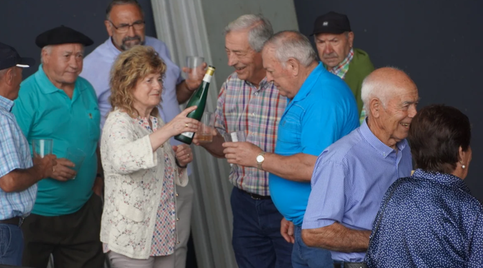 Gaurtik igandera jarraituko du festa giroak Elkano auzoan