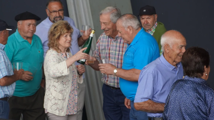 Gaurtik igandera jarraituko du festa giroak Elkano auzoan